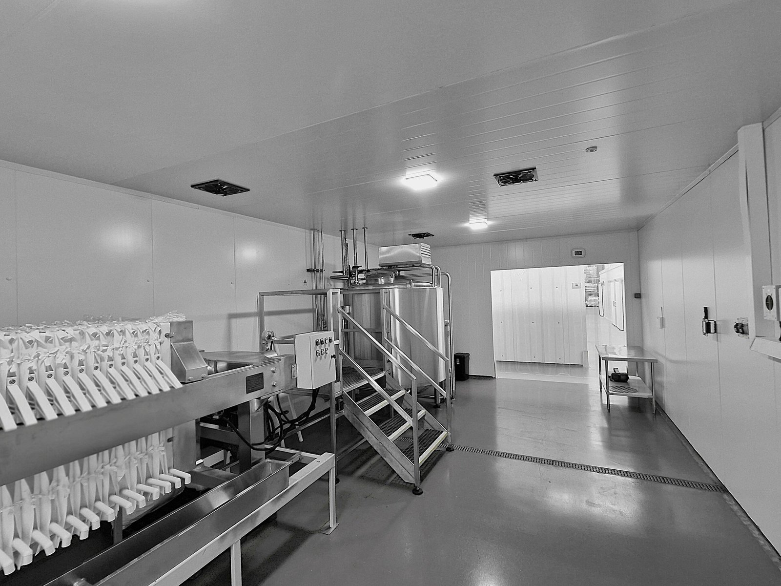 Production Room ORIENTAL SPECIALTY LTD.
